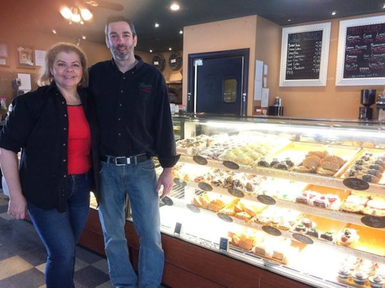 Debbie and Geoff Camire of Biscotti Cafe